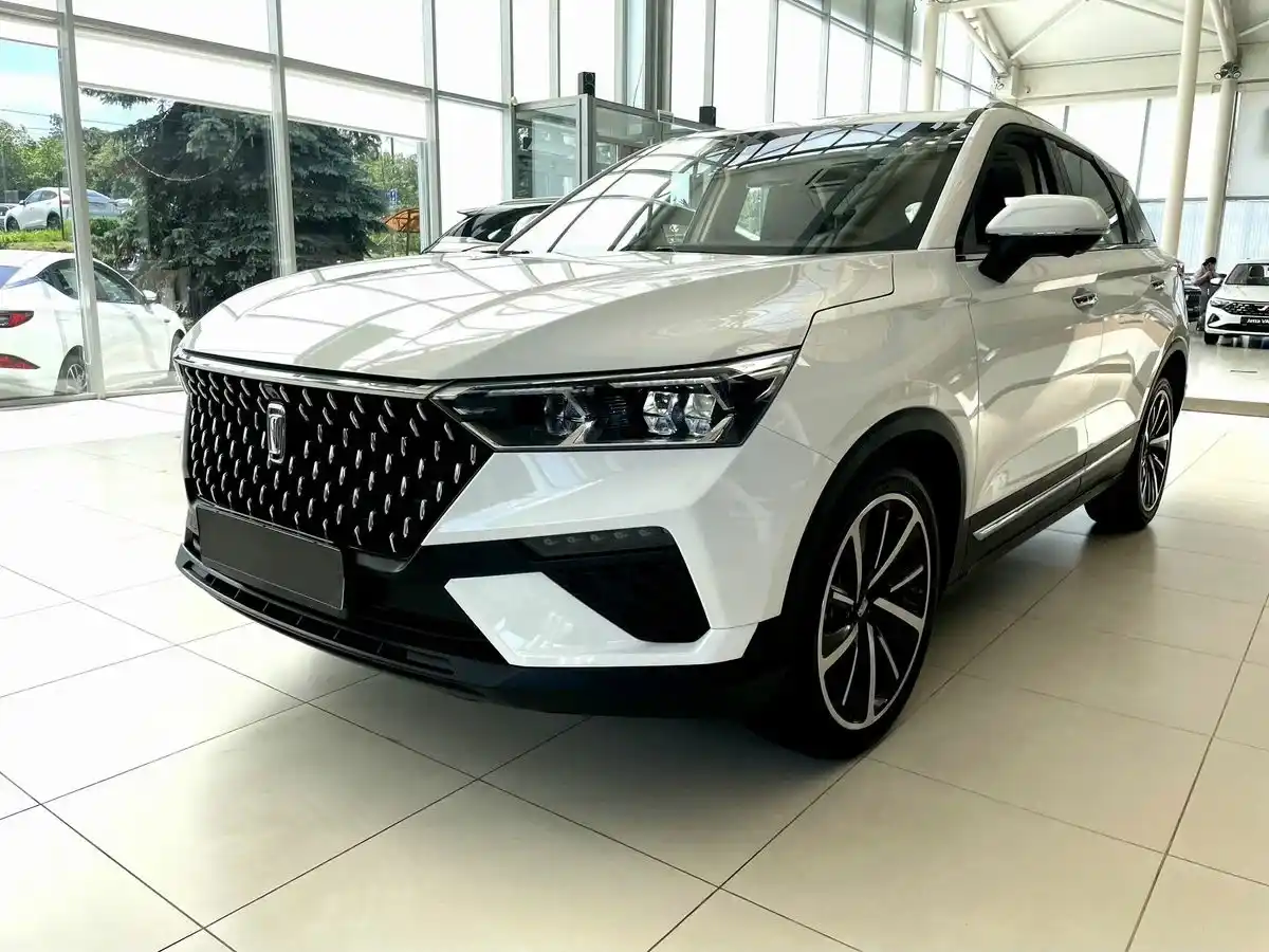 Faw Bestune T77 в наличии по цене от 1 238 000 рублей